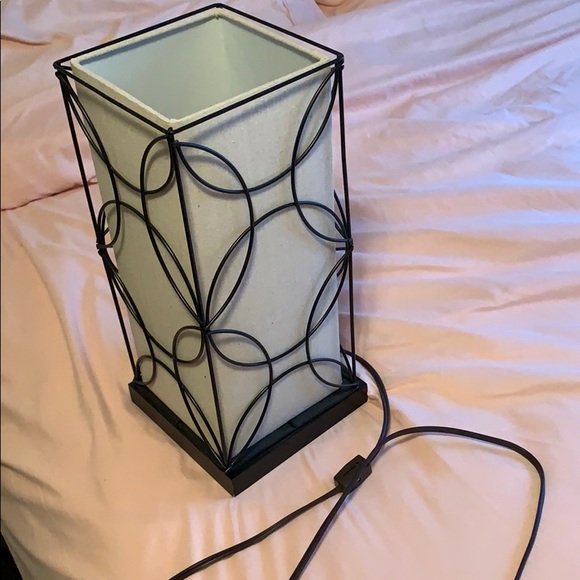 Lamp - Picture 3 of 3
